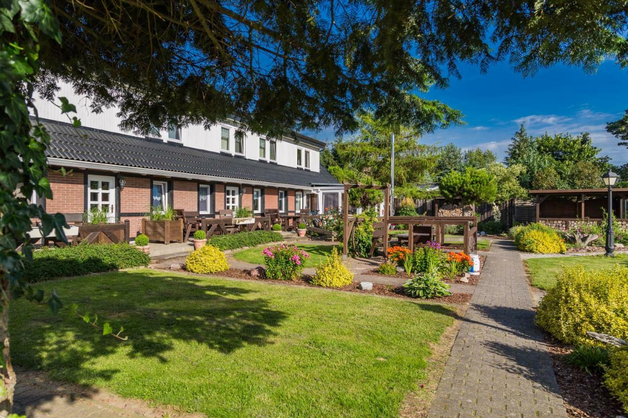 Familien-Ferienanlage Seefeldt Freest Exterior photo