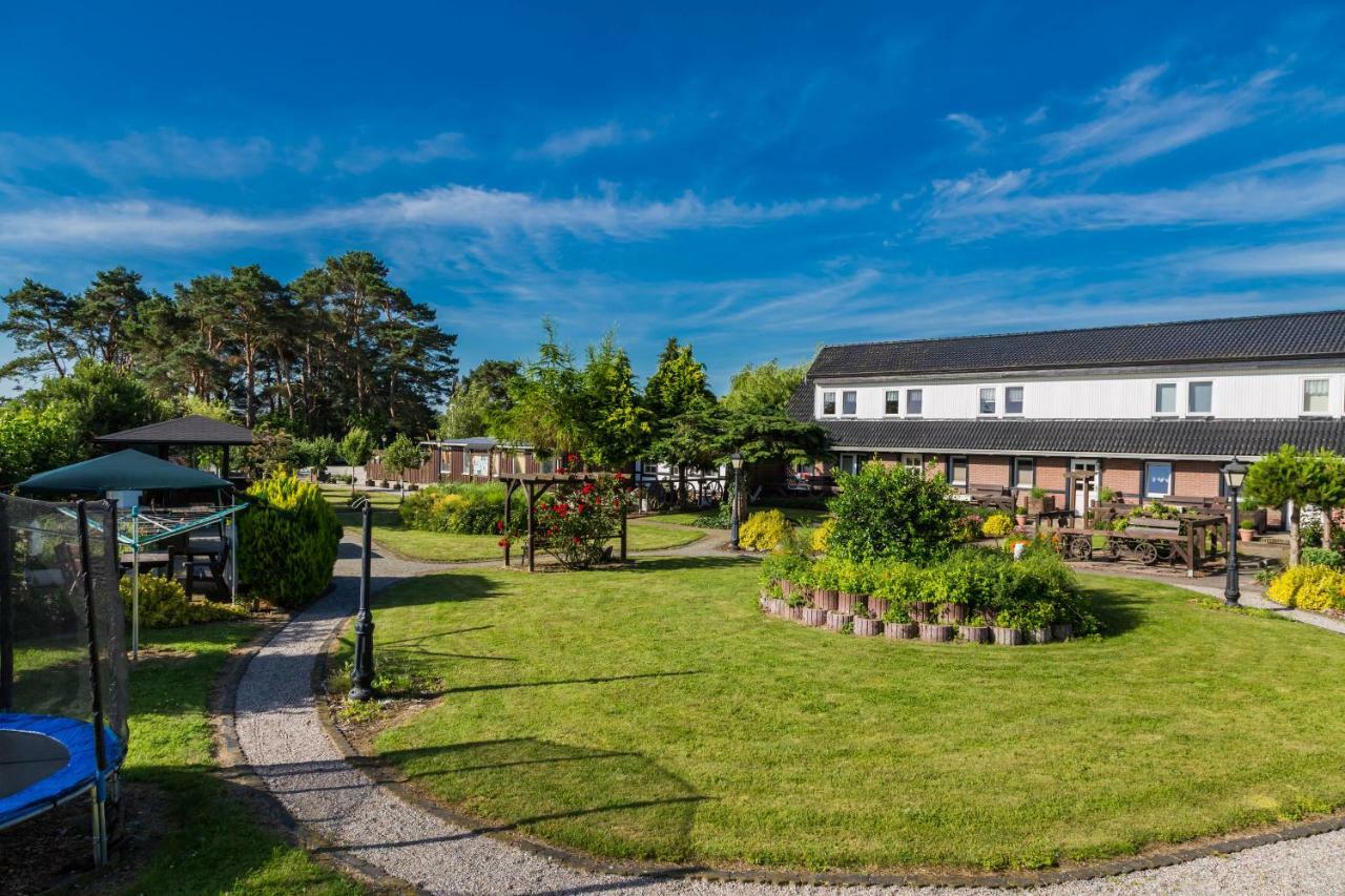 Familien-Ferienanlage Seefeldt Freest Exterior photo